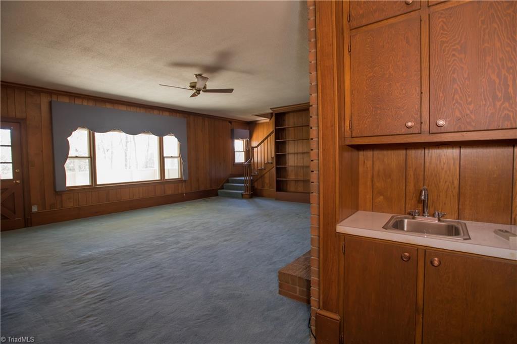 1414 Heathcliff Road High Point, NC 27262 - Photo 14 of 43 Gallery Image 14