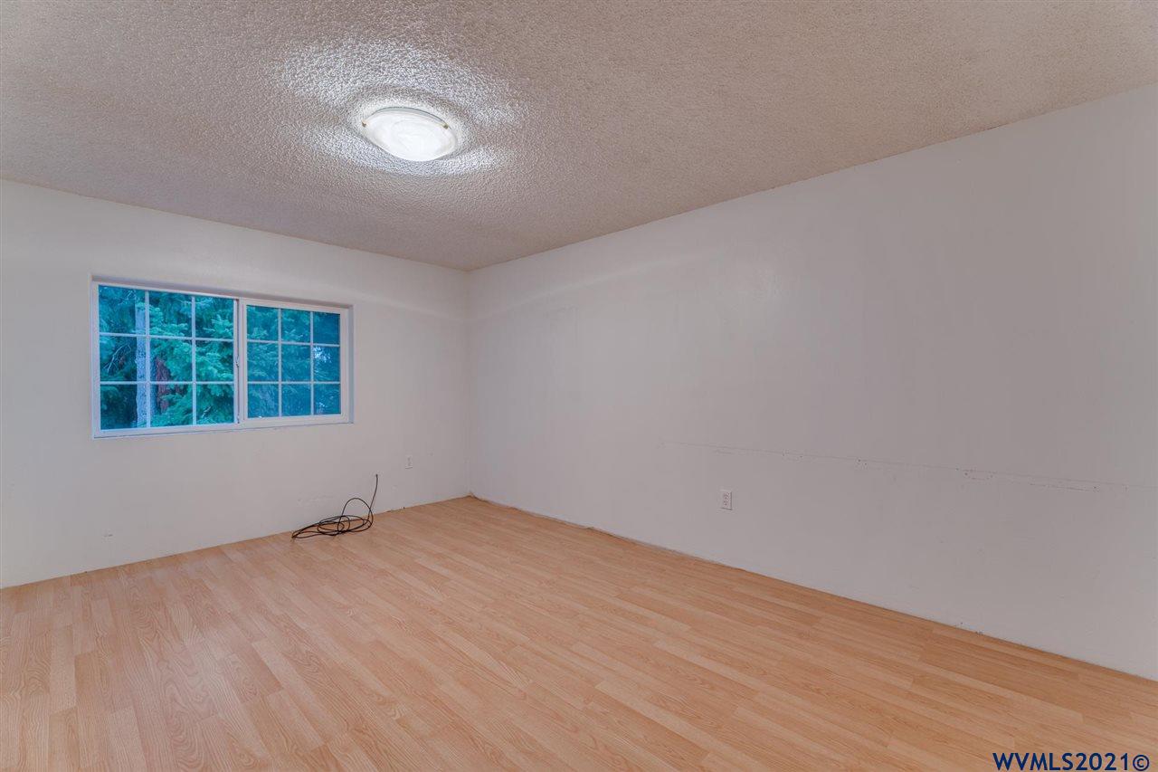 36150 Cold Springs Road Crabtree, OR 97355 - Photo 21 of 34 Gallery Image 21