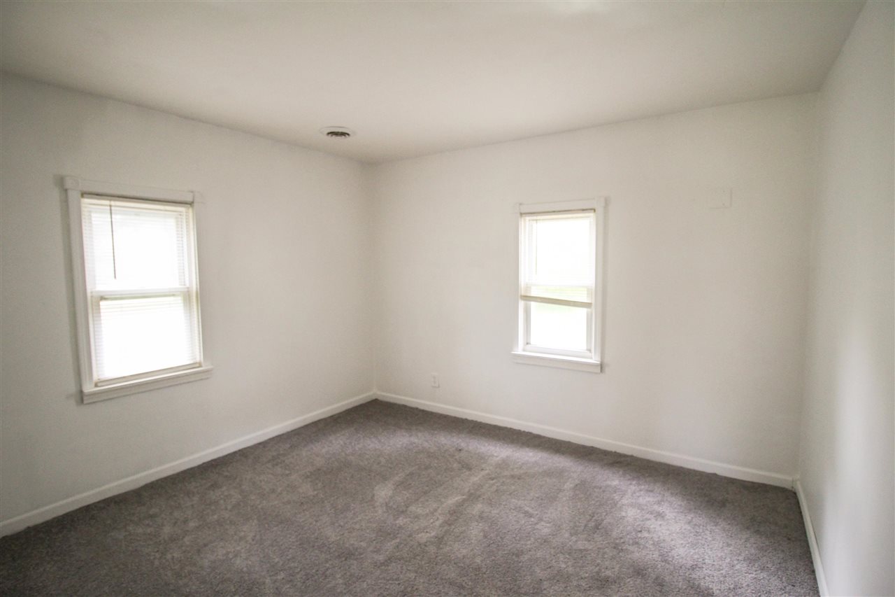 9211 North Seymour Road Flushing, MI 48433 - Photo 12 of 20 50040964-11.JPG