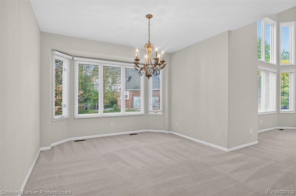 1357 Kentfield Drive Rochester, MI 48307 - Photo 14 of 71