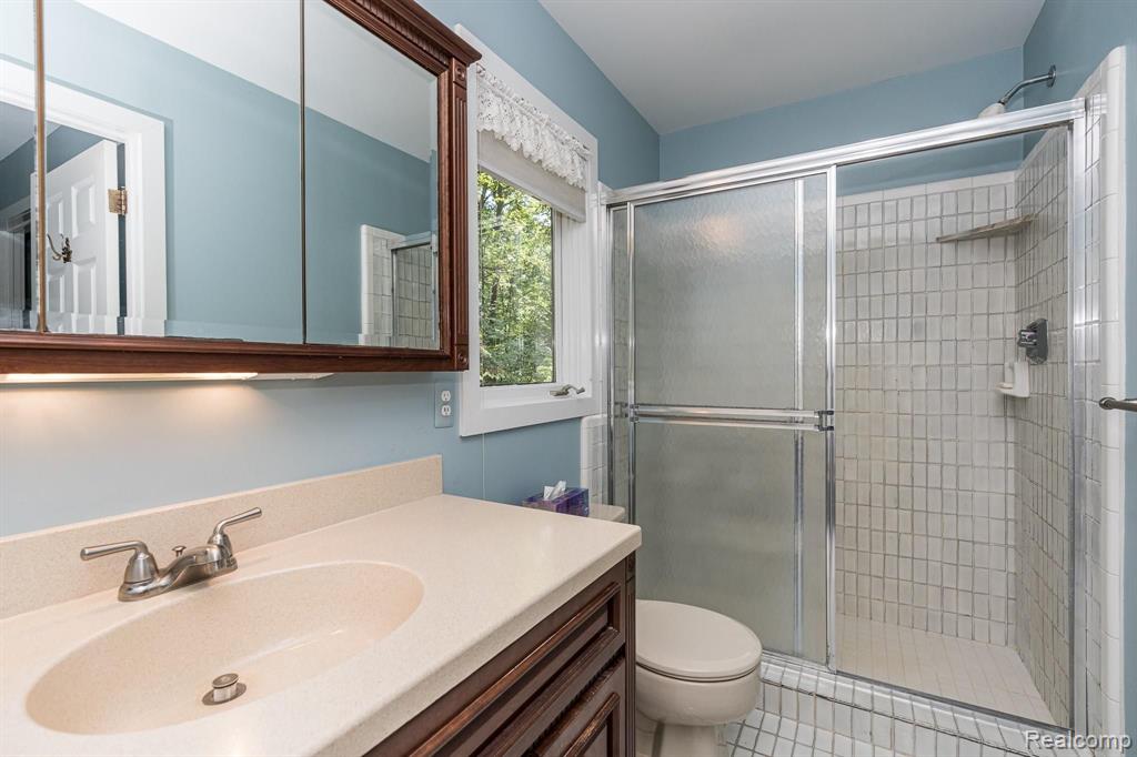 4781 Freer Street Rochester, MI 48306 - Photo 25 of 53