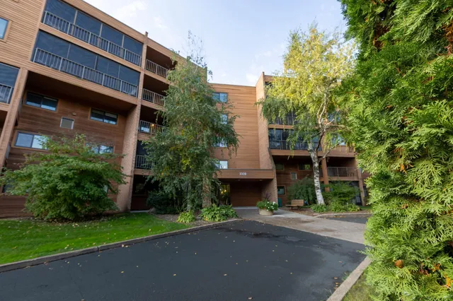 $172,700 | 3320 Louisiana Avenue South, Unit 106, St. Louis Park, MN 55426