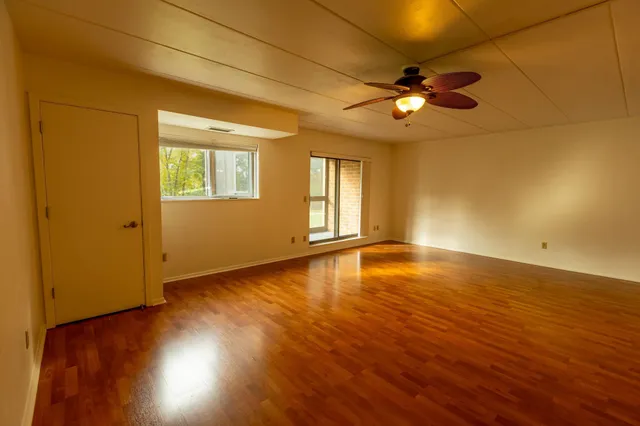 $172,700 | 3320 Louisiana Avenue South, Unit 106, St. Louis Park, MN 55426