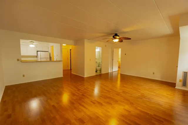 $172,700 | 3320 Louisiana Avenue South, Unit 106, St. Louis Park, MN 55426