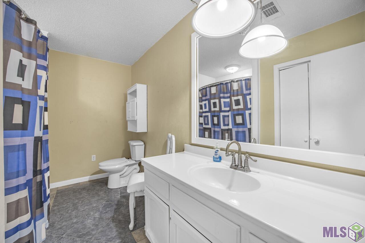 9289 Jennifer Lynn Road Denham Springs, LA 70706 - Photo 15 of 24