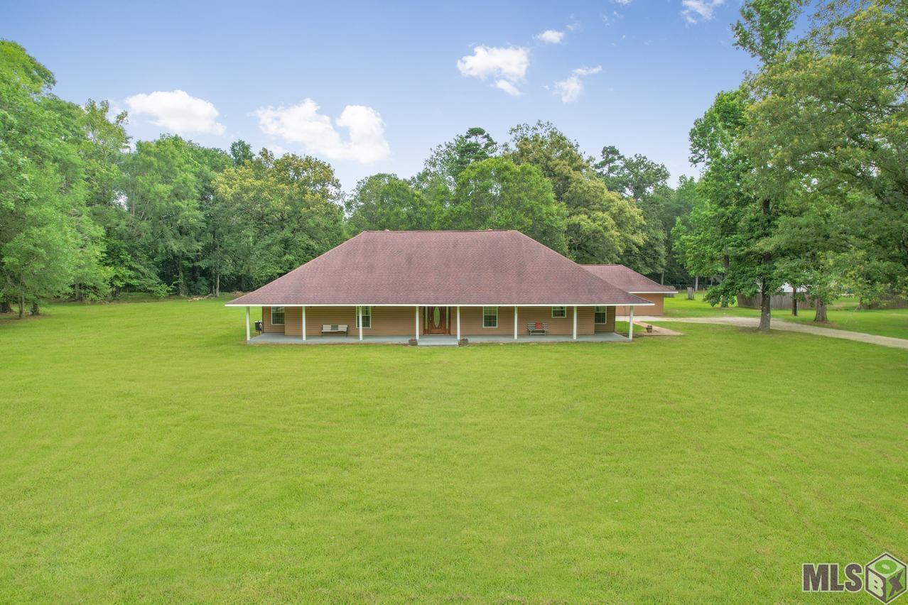 9289 Jennifer Lynn Road Denham Springs, LA 70706 - Photo 2 of 24