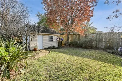 $575,000 | 8220 Apricot Street, New Orleans, LA 70118