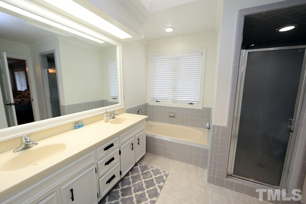 1300 Swindon Court Raleigh, NC 27615 - Photo 7 of 13