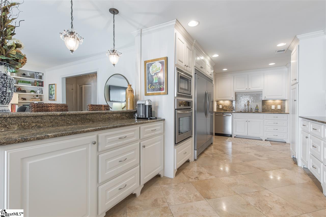 803 Edwards Road, Unit 9 Greenville, SC 29615 - Photo 8 of 28 Gallery Image 8