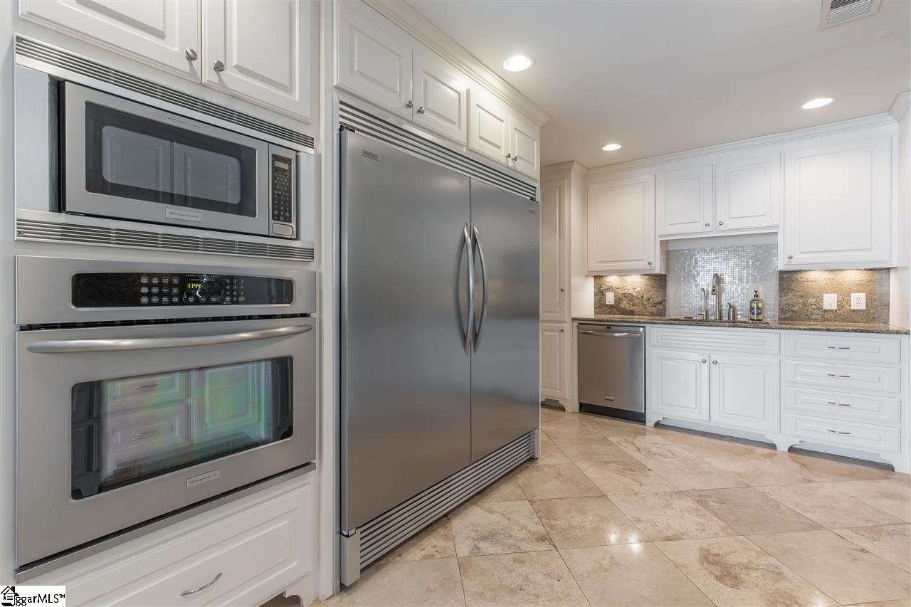 803 Edwards Road, Unit 9 Greenville, SC 29615 - Photo 9 of 28 Gallery Image 9