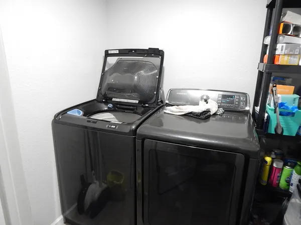 $599,500 | 1926 North Linwood Avenue, Davenport, IA 52804