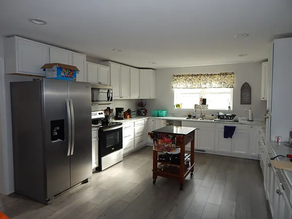 $599,500 | 1926 North Linwood Avenue, Davenport, IA 52804