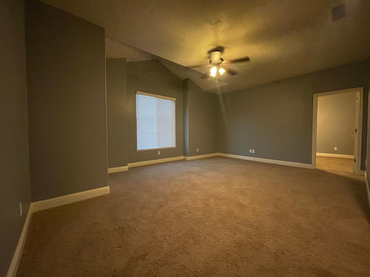 634 Catmint Street Manteca, CA 95337 - Photo 15 of 38