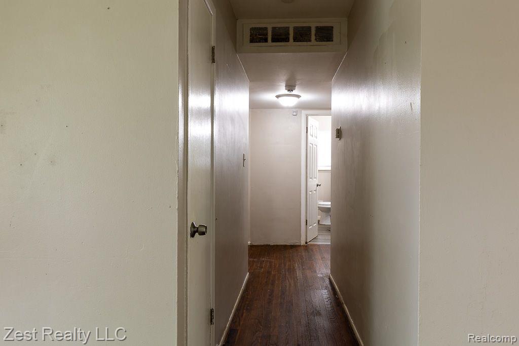 29470 Thomas Court Inkster, MI 48141 - Photo 8 of 20