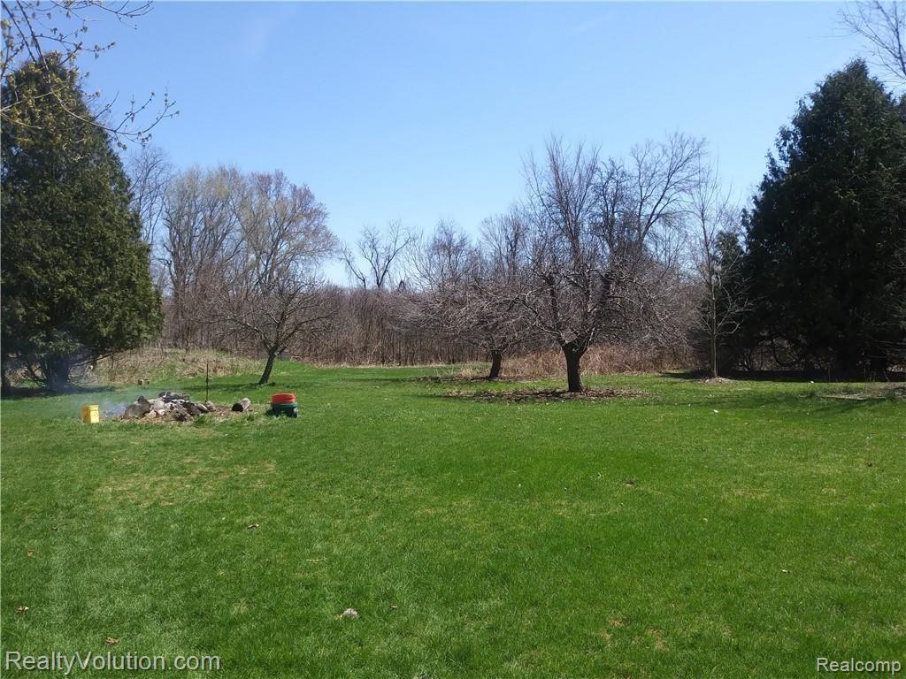 722 North Five Lakes Road Attica, MI 48412 - Photo 4 of 21 20190422_134125.jpg