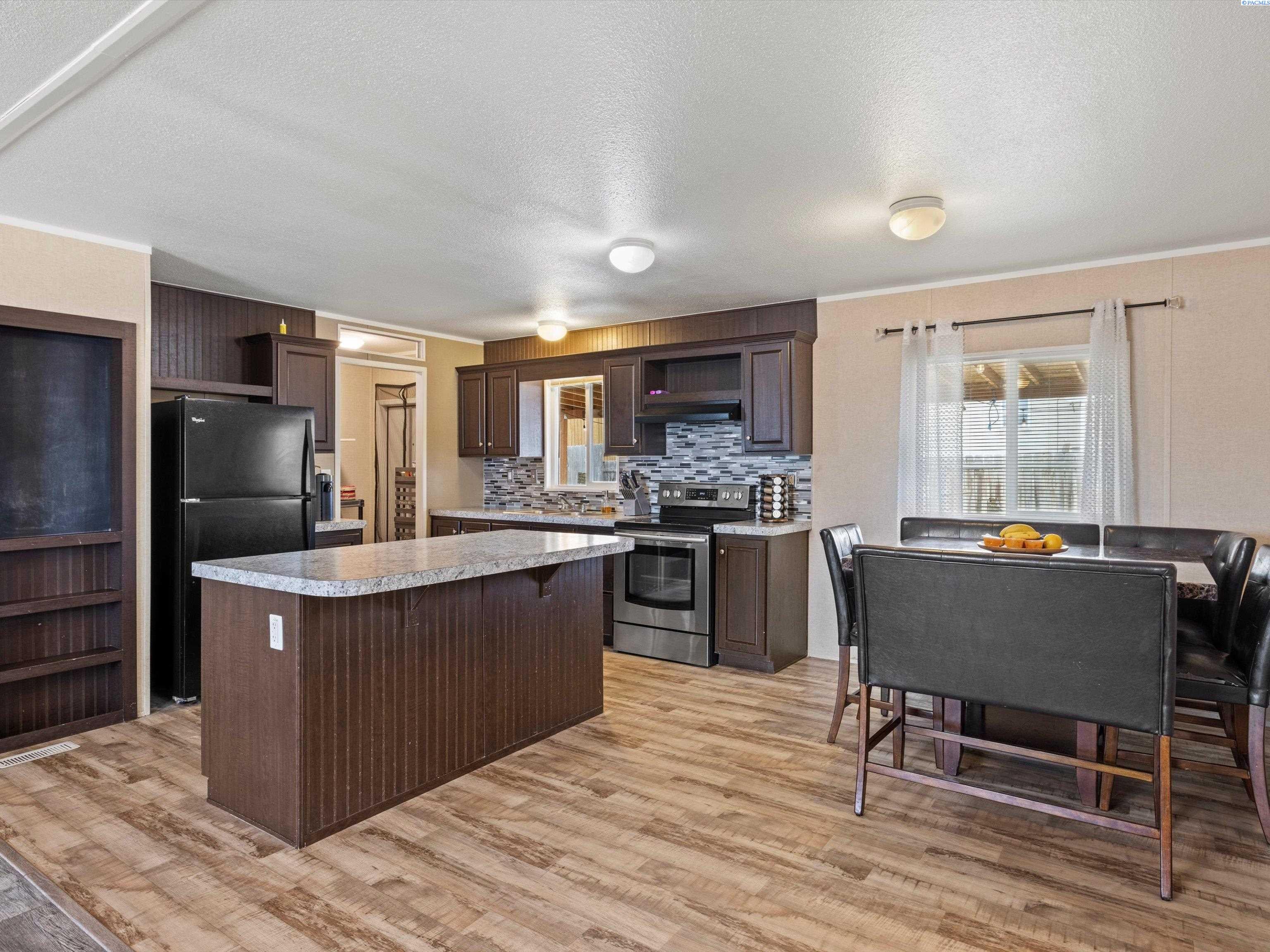 200802 East Game Farm Road, Unit 167 Kennewick, WA 99337 - Photo 6 of 26 Gallery Image 6