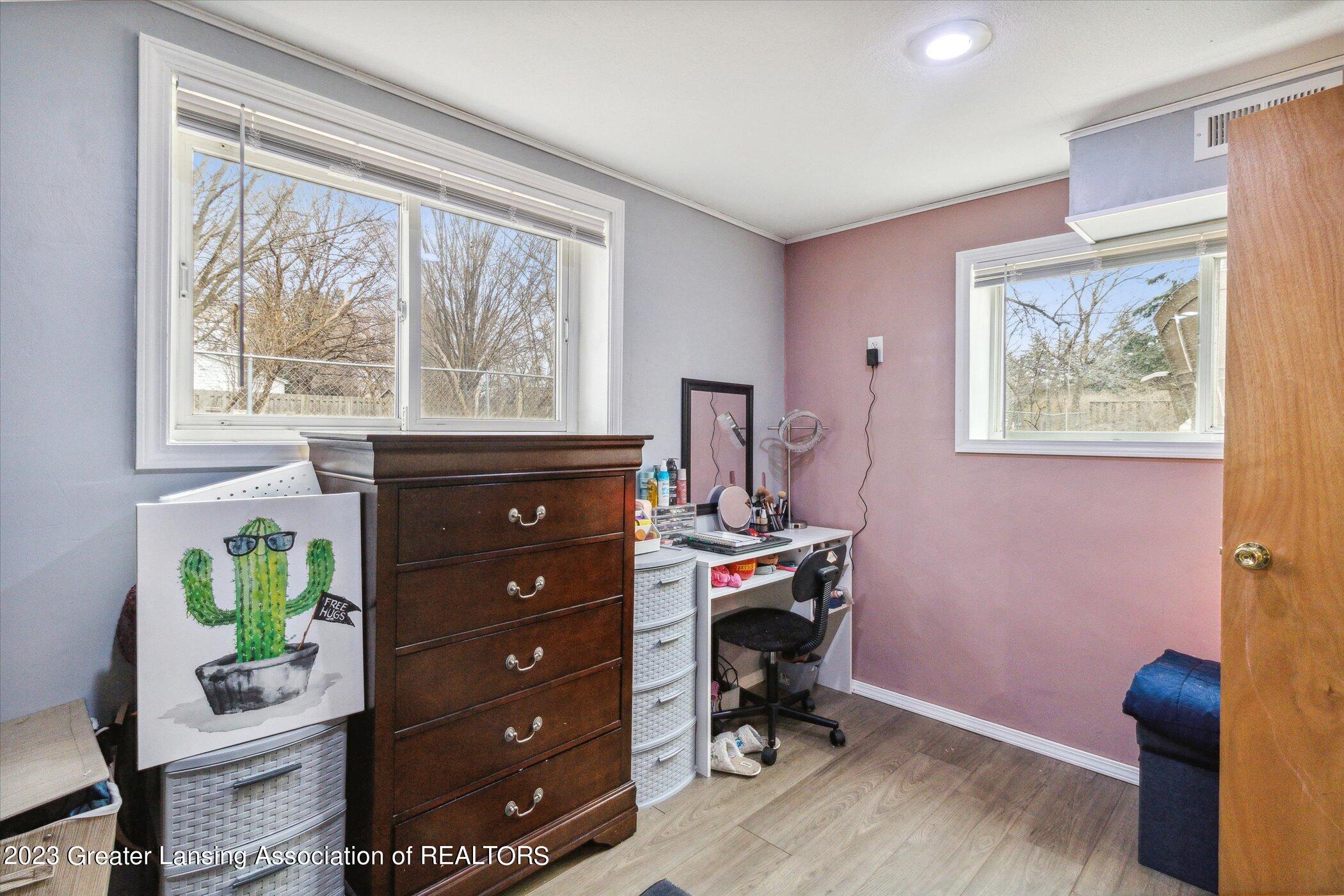 1322 North Canal Road Lansing, MI 48917 - Photo 14 of 16 24-1322-N-Canal-Rd-Lansing-MI-48917-Wind