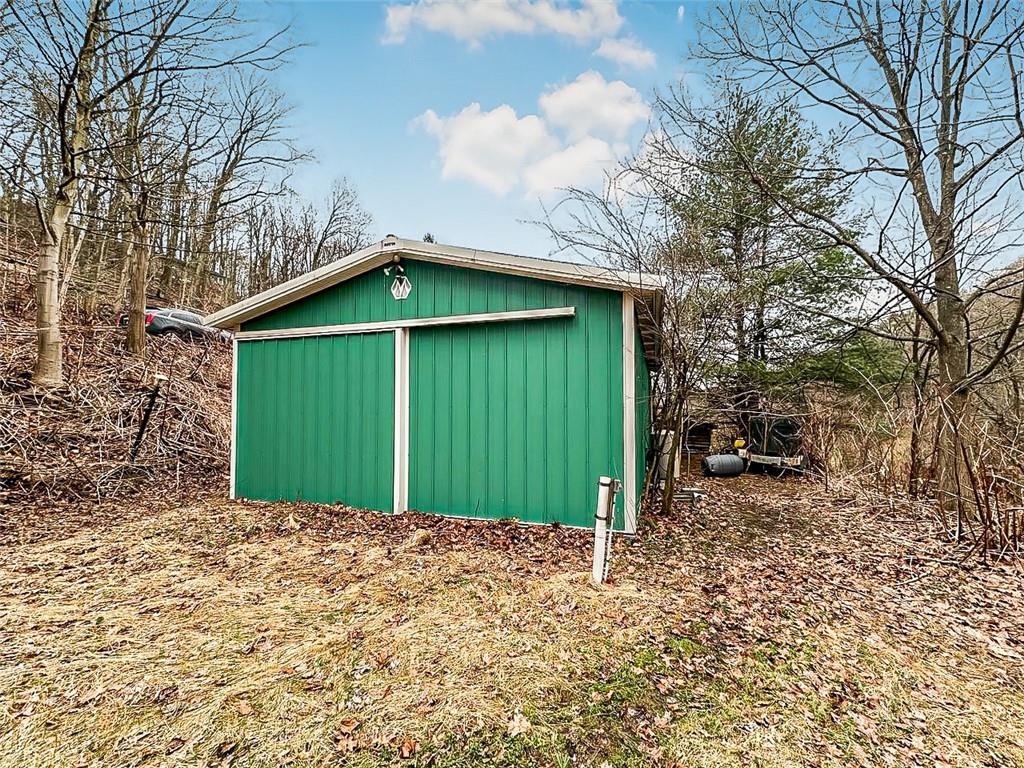 14581 Murrysville Road Trafford, PA 15085 - Photo 20 of 23