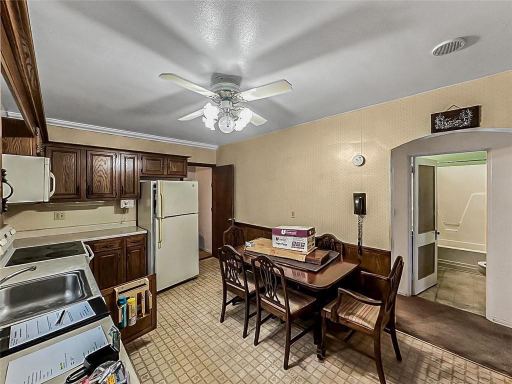 14581 Murrysville Road Trafford, PA 15085 - Photo 6 of 23