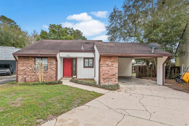 $1,600 | 208 Bartonwood Court, Niceville, FL 32578