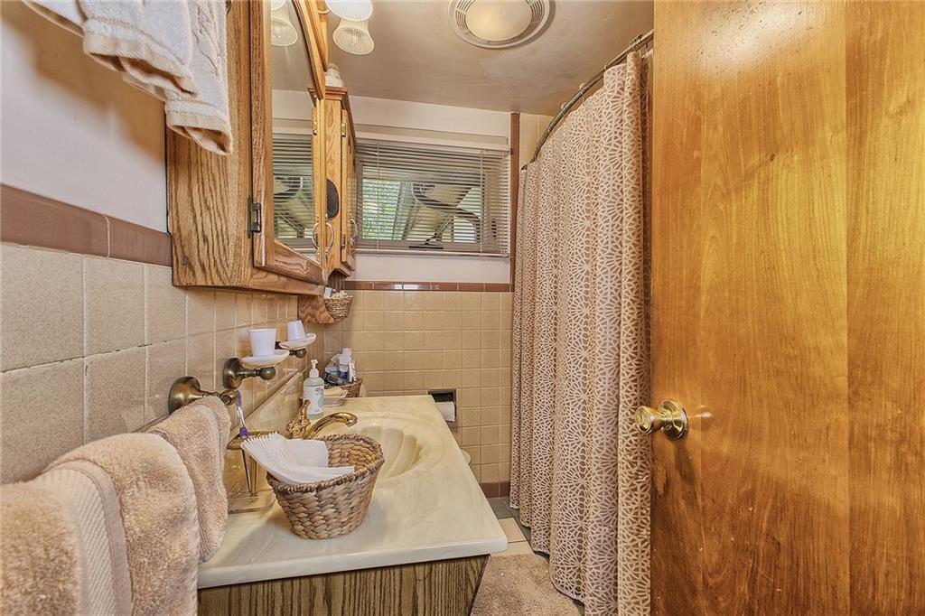 1402 Rolling Acres Road Latrobe, PA 15650 - Photo 19 of 25 Gallery Image 19
