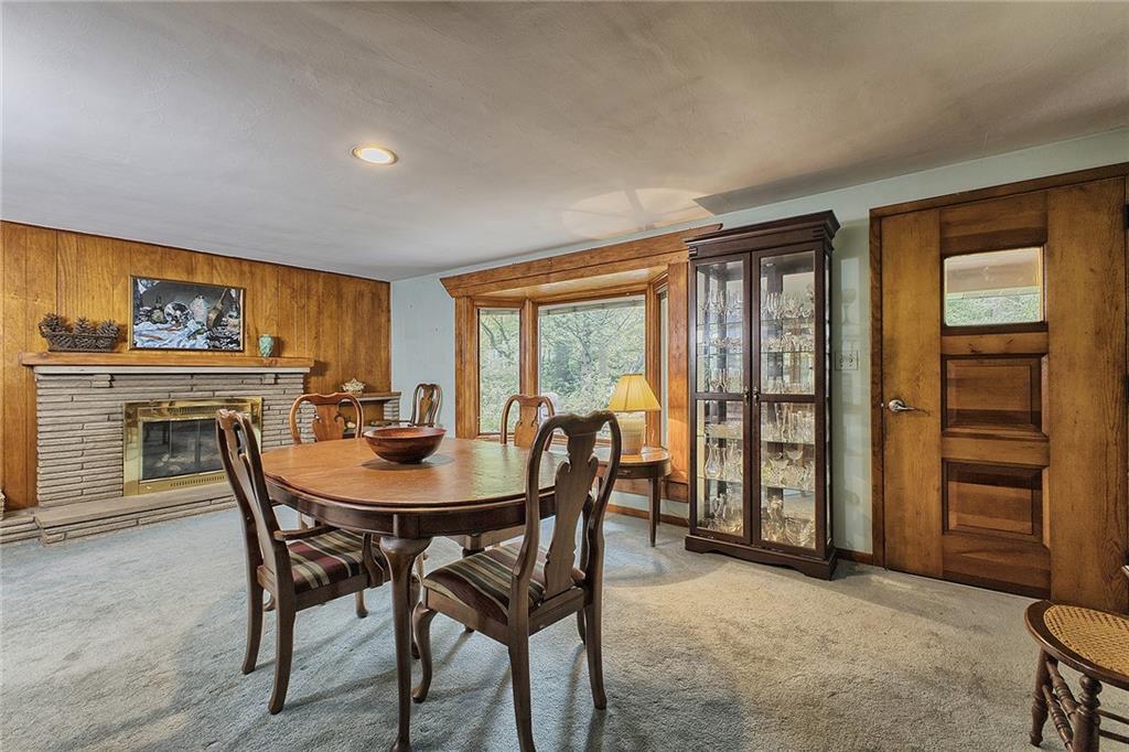 1402 Rolling Acres Road Latrobe, PA 15650 - Photo 3 of 25 Gallery Image 3