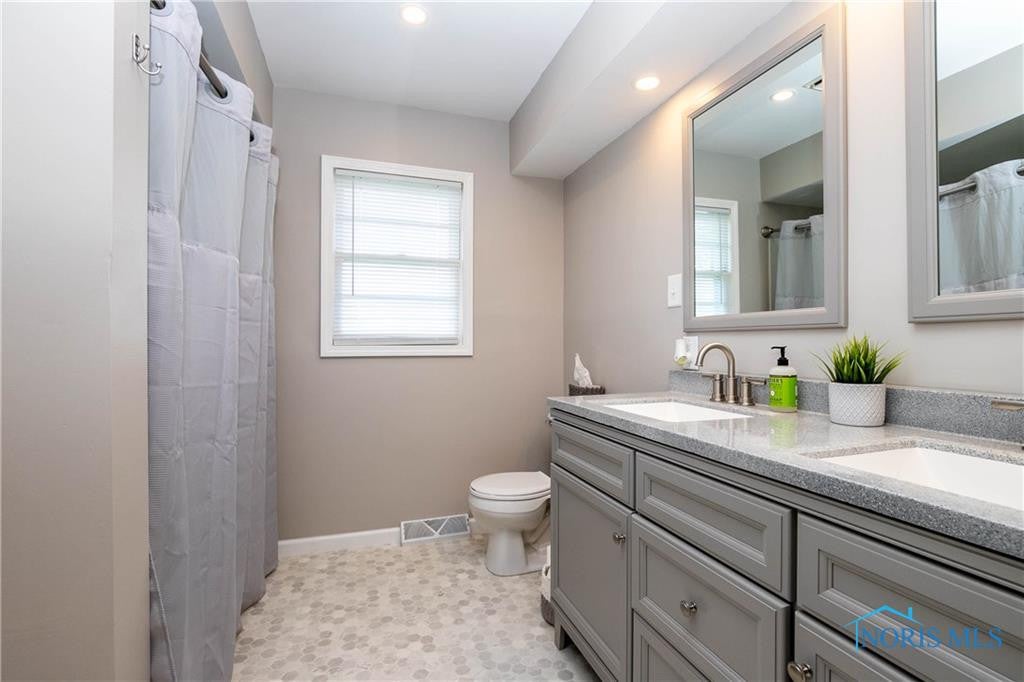 28045 Blanchard Road Defiance, OH 43512 - Photo 19 of 36 Gallery Image 19