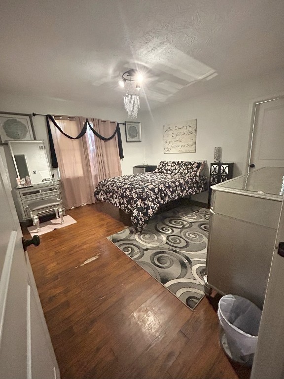 319 Walnut Avenue Winnie, TX 77665 - Photo 10 of 19 a room with furniture a rug and a wooden floor