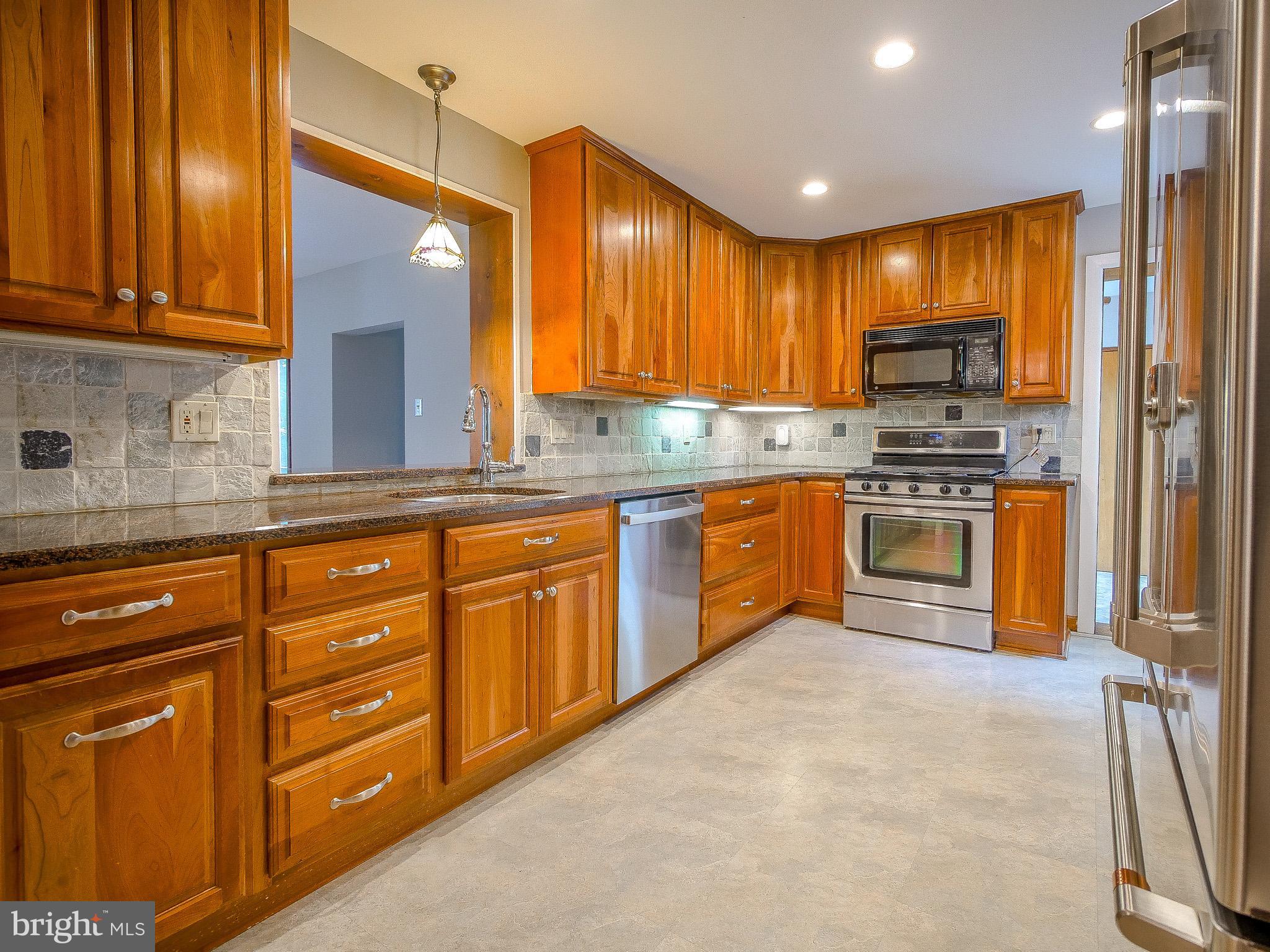 321 Farnum Road Media, PA 19063 - Photo 35 of 93