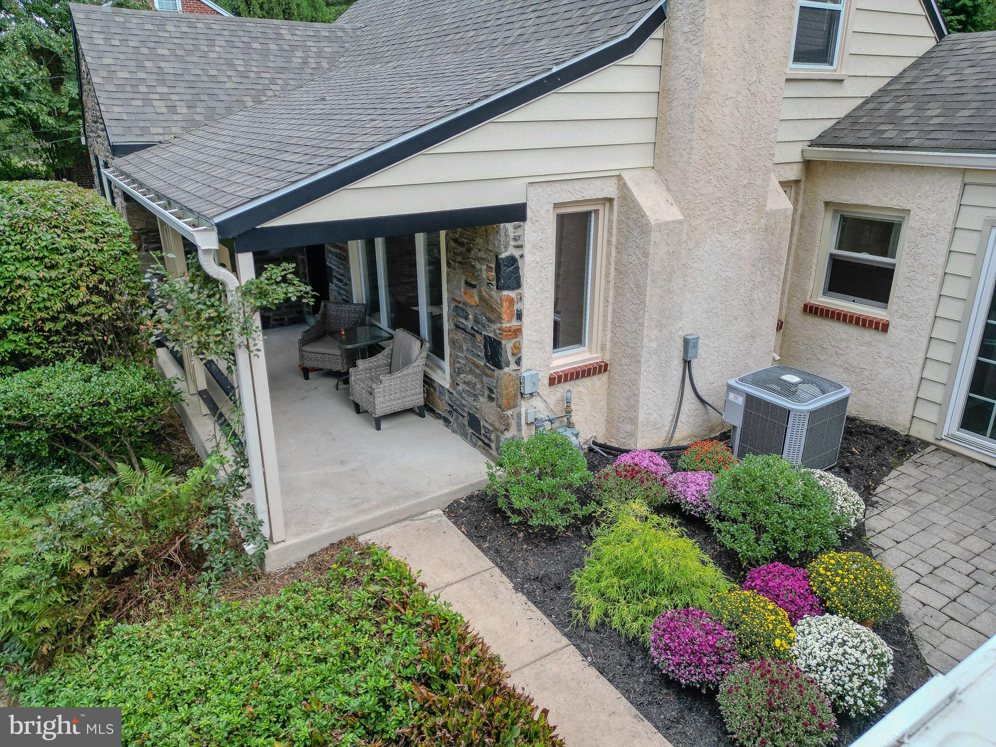 321 Farnum Road Media, PA 19063 - Photo 6 of 93