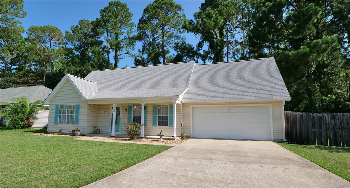 127 Easy Street Brunswick, GA 31525 - Photo 6 of 38