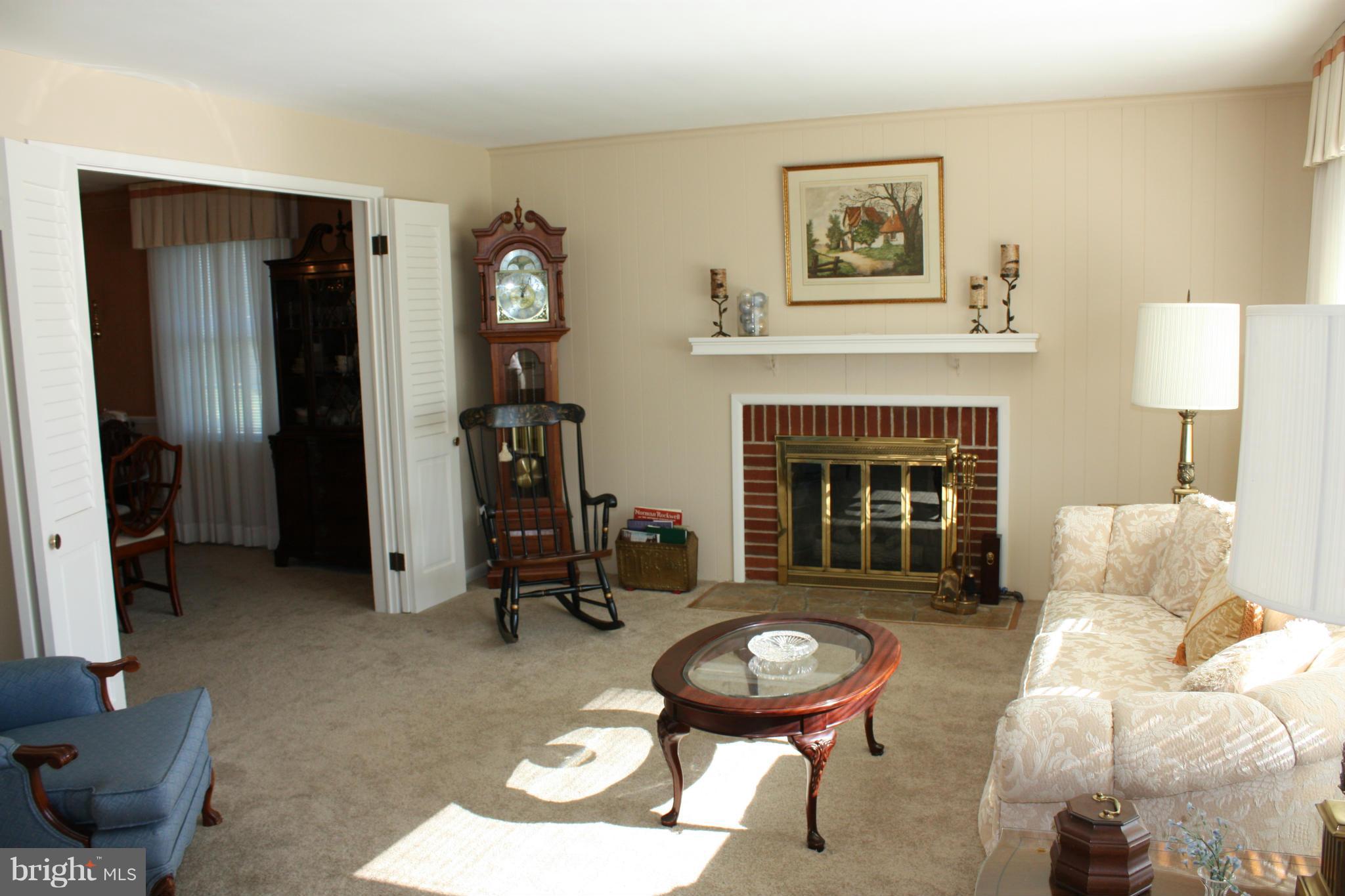 912 Rappaix Court Baltimore, MD 21286 - Photo 2 of 30 Living Room