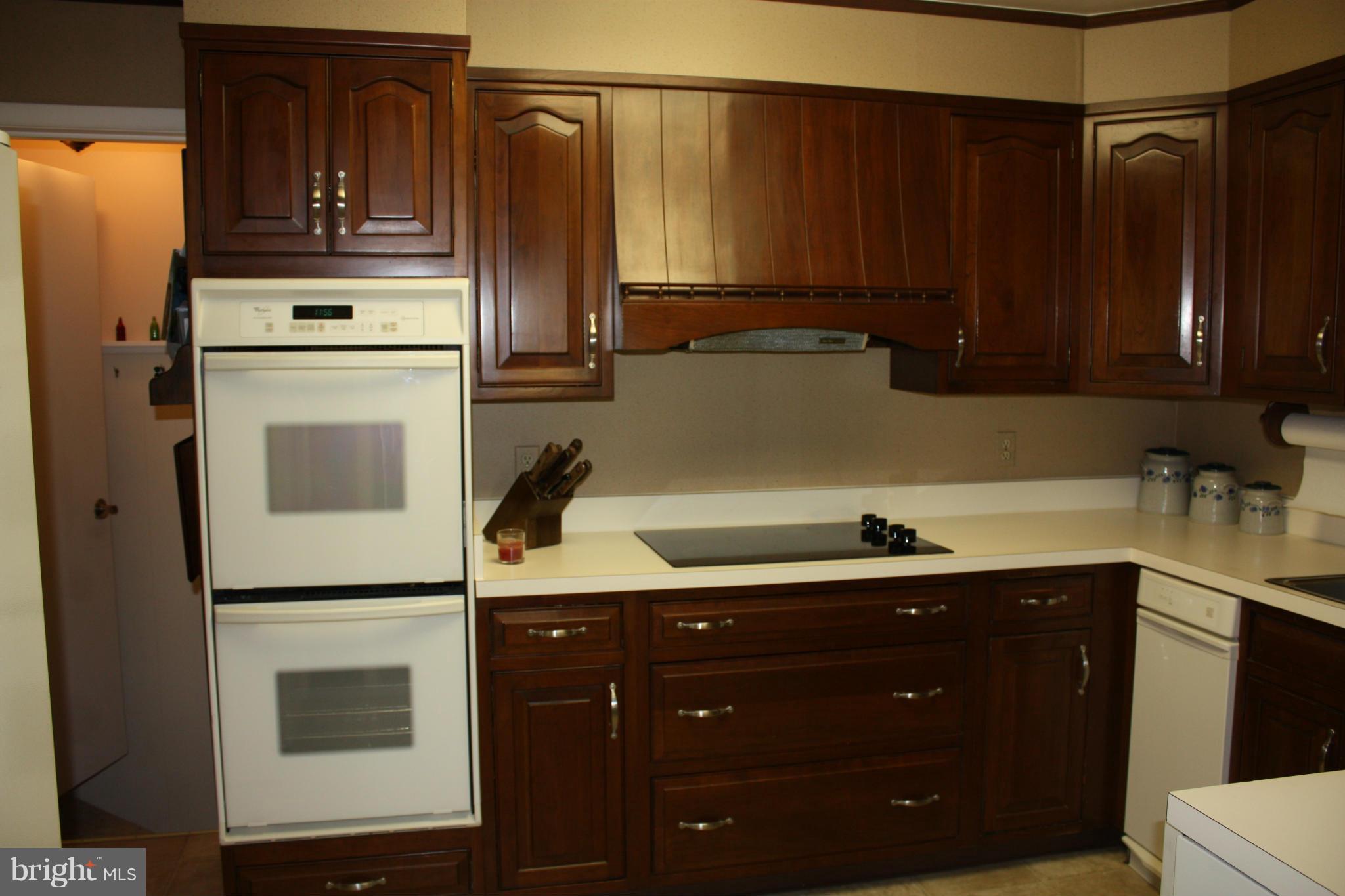 912 Rappaix Court Baltimore, MD 21286 - Photo 11 of 30 Kitchen