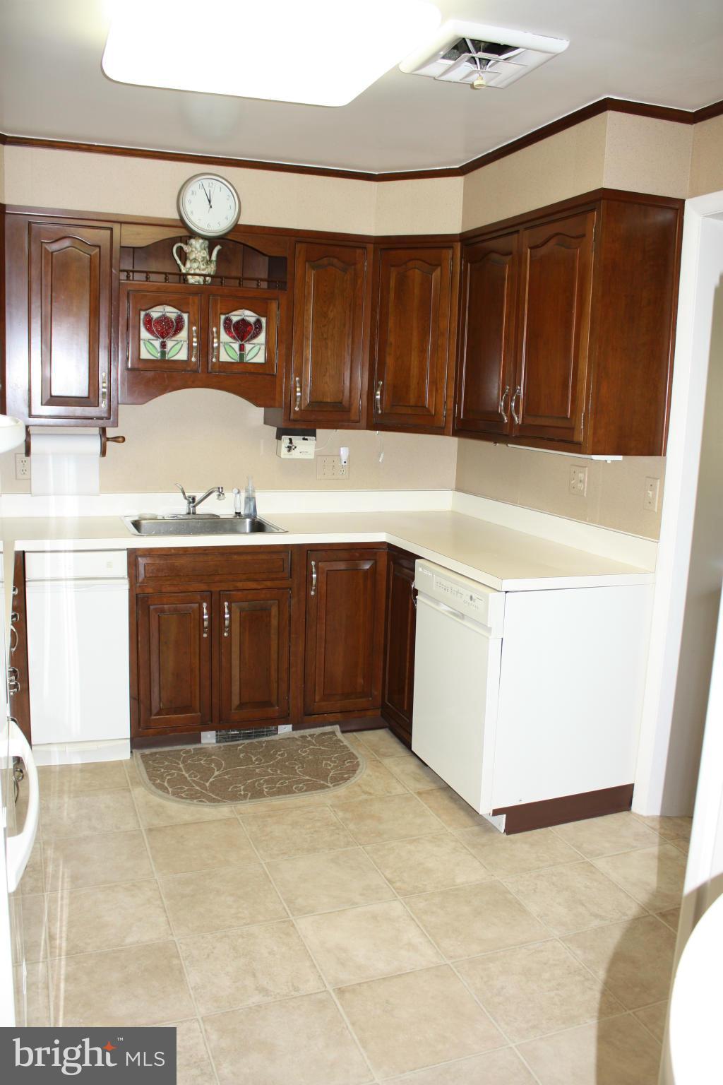 912 Rappaix Court Baltimore, MD 21286 - Photo 10 of 30 Kitchen