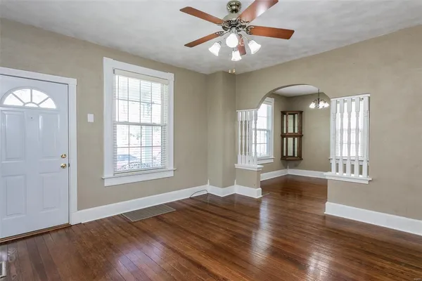 $151,500 | 114 East Iowa Street, Trenton, IL 62293