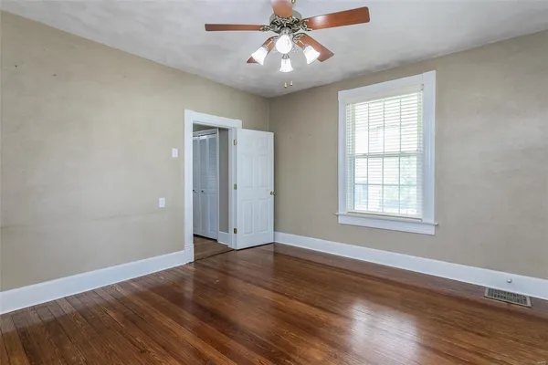 $151,500 | 114 East Iowa Street, Trenton, IL 62293