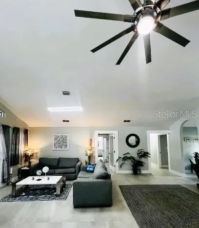 $597,000 | 15618 Highway 301, Hawthorne, FL 32640