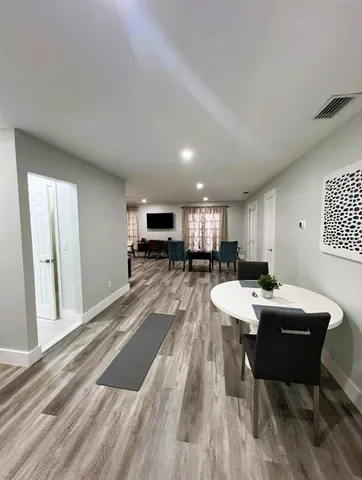 $597,000 | 15618 Highway 301, Hawthorne, FL 32640