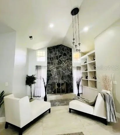 $597,000 | 15618 Highway 301, Hawthorne, FL 32640