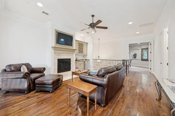 $799,000 | 96 Casa Lane, Unit 210, Colleyville, TX 76034