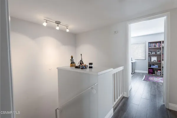 $4,250 | 21901 Burbank Boulevard, Unit 199, Woodland Hills, CA 91367