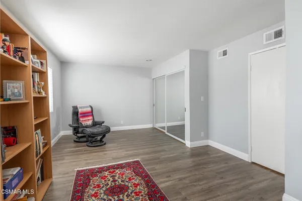 $4,250 | 21901 Burbank Boulevard, Unit 199, Woodland Hills, CA 91367