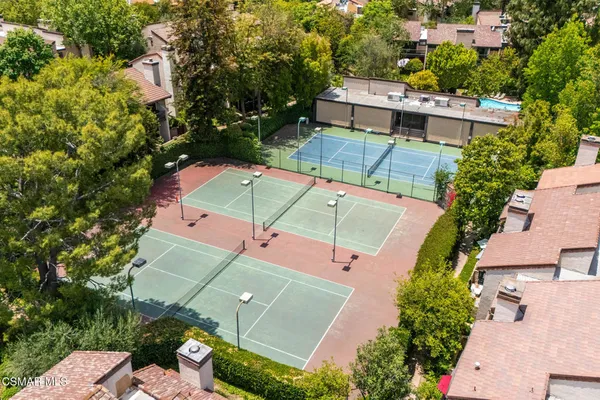 $4,250 | 21901 Burbank Boulevard, Unit 199, Woodland Hills, CA 91367