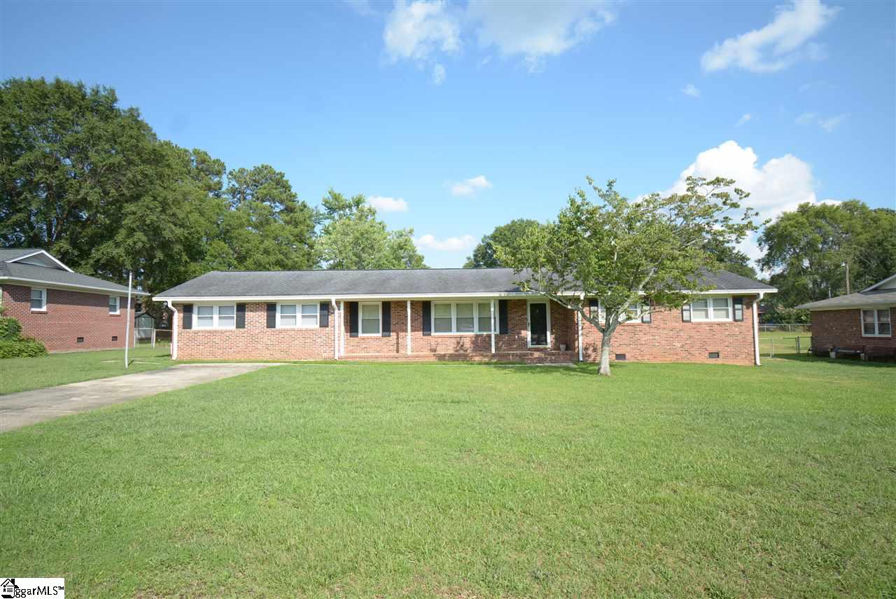 311 Garrett Street Mauldin, SC 29662 - Photo 2 of 36 Gallery Image 2