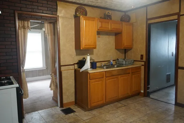 $230,000 | 407 Shelton Avenue, New Haven, CT 06511