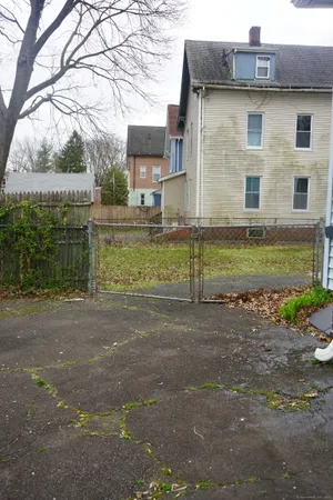 $230,000 | 407 Shelton Avenue, New Haven, CT 06511
