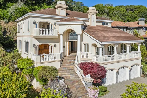 $4,195,000 | 17 Heron Drive, Mill Valley, CA 94941