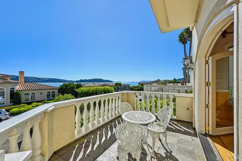 $4,195,000 | 17 Heron Drive, Mill Valley, CA 94941