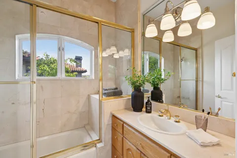 $4,195,000 | 17 Heron Drive, Mill Valley, CA 94941
