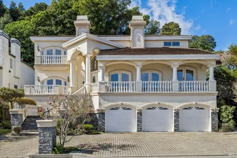 $4,195,000 | 17 Heron Drive, Mill Valley, CA 94941